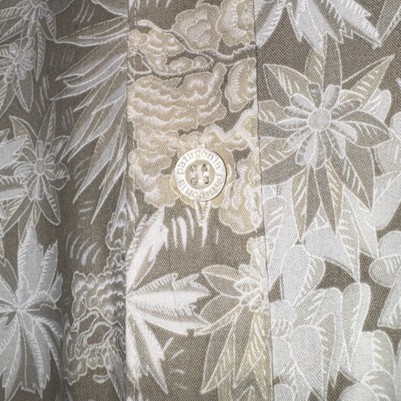 Patagonia men’s go to shirt - Picture 3 of 3